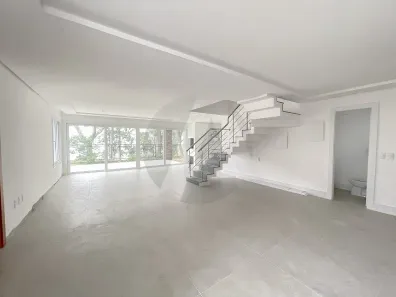 Casa de Condomínio com 4 Quartos para alugar, 300m² no Pedra Redonda, Porto Alegre