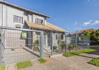 Sobrado com 3 Quartos à venda, 145m² no Estância Velha, Canoas