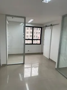 Sala Comercial para alugar, 84m² no Liberdade, São Paulo