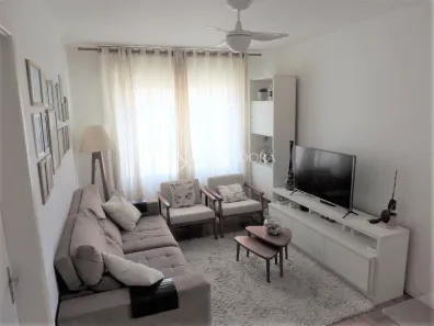 Apartamento com 2 Quartos à venda, 57m² no Passo da Areia, Porto Alegre
