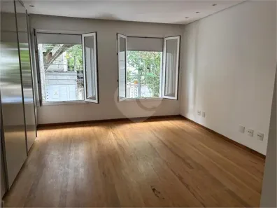 Casa com 3 Quartos à venda, 181m² no Jardim Europa, São Paulo