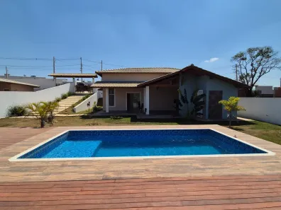 Fazenda/Sítio com 3 Quartos à venda, 170m² no Dona Catarina, Mairinque