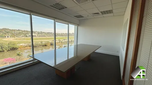 Sala Comercial com 1 Quarto para alugar, 366m² no Jardim Europa, São Paulo