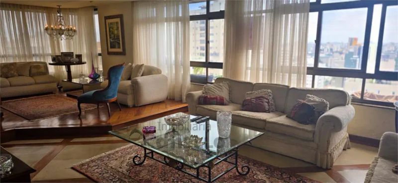 Apartamento com 4 quartos — Funcionários, Belo Horizonte
