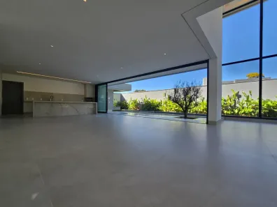 Casa de Condomínio com 4 Quartos à venda, 390m² no Jardins França, Goiânia