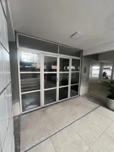 Apartamento com 3 Quartos para alugar, 120m² no Fátima, Fortaleza