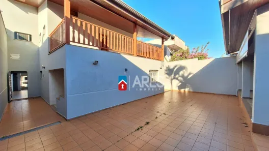 Casa com 3 Quartos para alugar, 277m² no Colina Werner Plaas, Americana