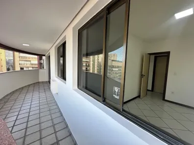 Apartamento com 3 Quartos à venda, 130m² no Itapuã, Vila Velha