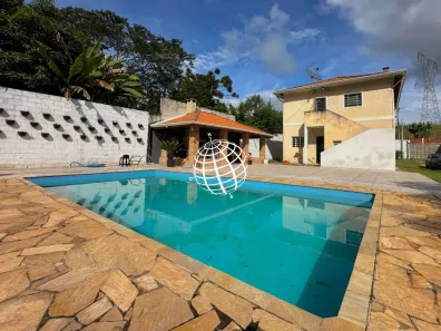 Fazenda/Sítio com 3 Quartos à venda, 200m² no Vitória Régia, Atibaia
