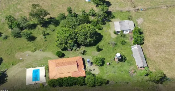 Fazenda/Sítio com 3 Quartos à venda, 350m² no Área Rural de Cuiabá, Cuiabá