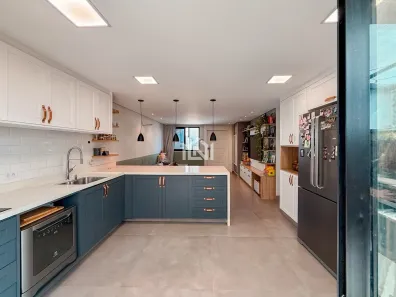 Casa de Condomínio com 4 Quartos à venda, 165m² no Parque Rincão, Cotia