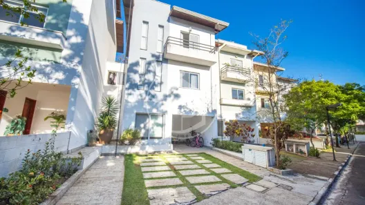 Casa de Condomínio com 3 Quartos à venda, 130m² no Jardim Rebelato, Cotia