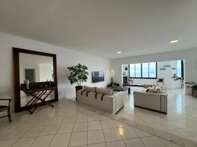 Apartamento com 4 Quartos para alugar, 225m² no Pitangueiras, Guarujá