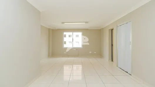 Ponto Comercial para alugar, 30m² no Centro, Curitiba