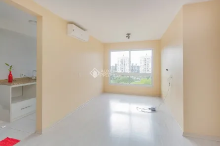 Apartamento com 3 Quartos para alugar, 73m² no Sarandi, Porto Alegre