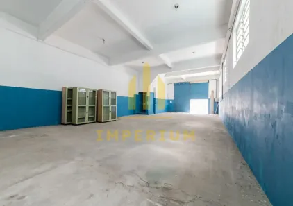 Galpão/Depósito/Armazém para alugar, 260m² no Parque Novo Mundo, São Paulo