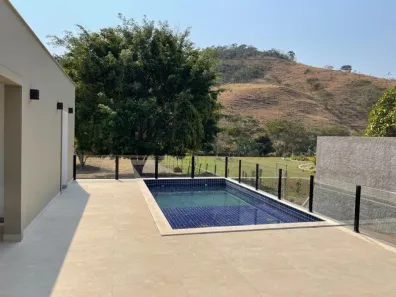 Casa de Condomínio com 3 Quartos à venda, 2285m² no Belmiro Braga, Belmiro Braga