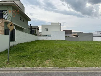Lote/Terreno à venda, 300m² no Jardim Santa Tereza, Taubaté