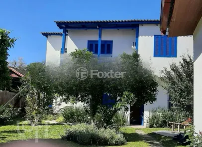 Casa com 3 Quartos à venda, 271m² no Guarujá, Porto Alegre