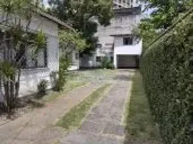 Casa com 4 Quartos para alugar, 220m² no Santa Lúcia, Vitória