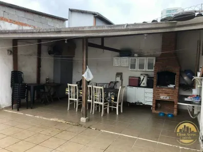Casa com 2 Quartos à venda, 300m² no Macuco, Santos