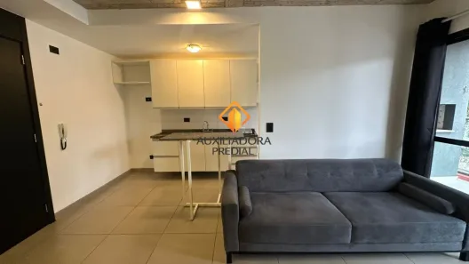 Apartamento com 2 Quartos para alugar, 60m² no Rebouças, Curitiba