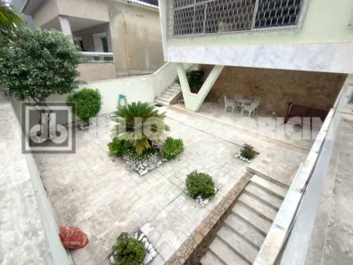 Casa com 5 Quartos à venda, 326m² no Jardim Guanabara, Rio de Janeiro