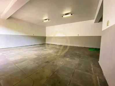 Casa com 3 Quartos à venda, 241m² no Centro, Itapetininga