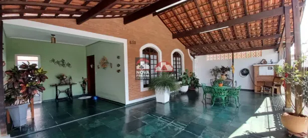 Casa com 3 Quartos à venda, 199m² no Bosque dos Eucaliptos, São José dos Campos