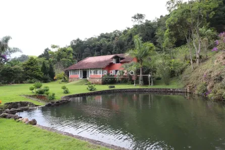 Fazenda/Sítio com 5 Quartos à venda, 300m² no Córrego das Pedras, Teresópolis