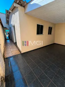 Casa com 3 Quartos à venda, 250m² no Vila Itatiaia, Goiânia