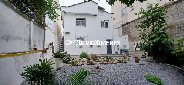 Casa com 4 Quartos à venda, 194m² no Sagrada Família, Belo Horizonte