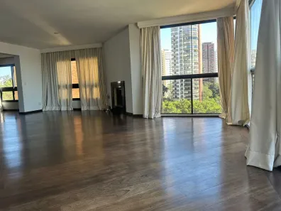 Apartamento com 4 Quartos à venda, 247m² no Vila Suzana, São Paulo