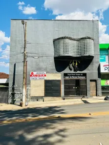 Prédio Comercial para alugar, 1500m² no Centro, Anápolis