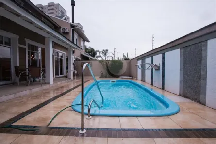 Casa de Condomínio com 5 Quartos à venda, 376m² no Jardim Carvalho, Porto Alegre