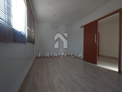 Sala Comercial à venda, 33m² no Centro, Jacareí