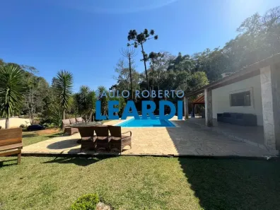 Fazenda/Sítio com 4 Quartos à venda, 700m² no Canjicas, Arujá