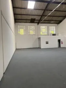 Sala Comercial para alugar, 292m² no Demarchi, São Bernardo do Campo