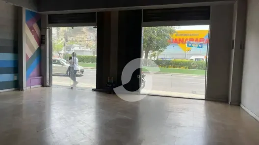Ponto Comercial à venda, 80m² no Centro, Niterói