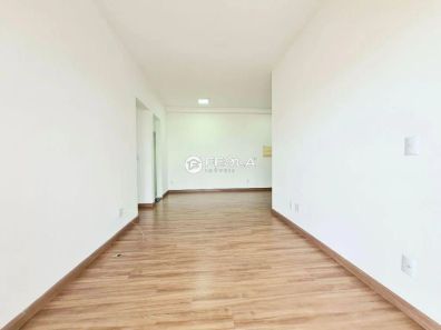 Apartamento com 3 Quartos para venda ou aluguel, 81m² no Jardim Jacyra, Americana
