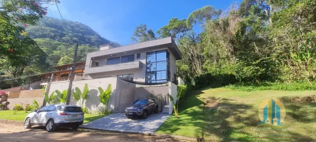 Casa com 4 Quartos à venda, 230m² no Lagoinha, Ubatuba