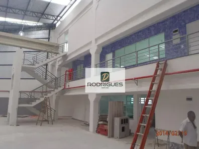 Galpão/Depósito/Armazém à venda, 1100m² no Canhema, Diadema