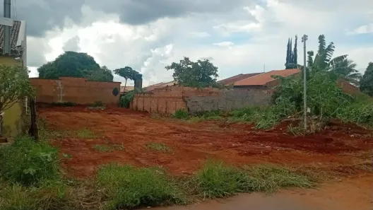 Lote/Terreno à venda, 390m² no Parque Ibirapuera, Aparecida de Goiânia