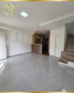 Casa de Condomínio com 2 Quartos à venda, 65m² no Sahy, Mangaratiba