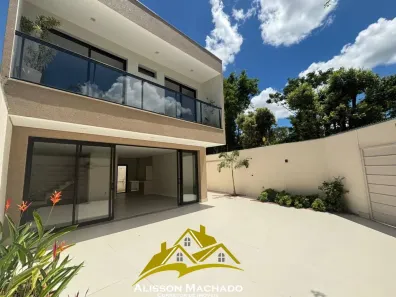 Sobrado com 3 Quartos à venda, 117m² no Ibituruna, Montes Claros