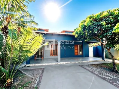 Casa com 3 Quartos para alugar, 120m² no Campeche, Florianópolis