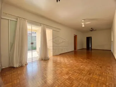 Casa com 4 Quartos para alugar, 300m² no Centro, Jaú