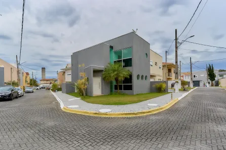 Casa de Condomínio com 3 Quartos à venda, 172m² no Uberaba, Curitiba
