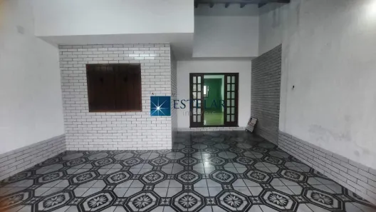 Casa com 2 Quartos para alugar, 54m² no Vila Suissa, Mogi das Cruzes