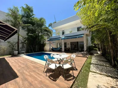 Sobrado com 5 Quartos à venda, 380m² no Maresias, São Sebastião
